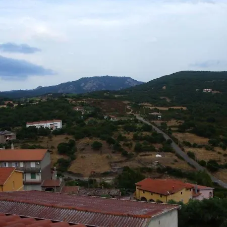 Διαμέρισμα Charming In - 90 M² With Fireplace *