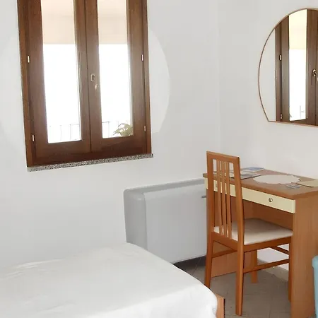 Charming In - 90 M² With Fireplace *