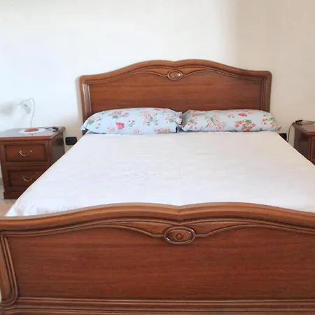 Charming In 90 M² With Fireplace *