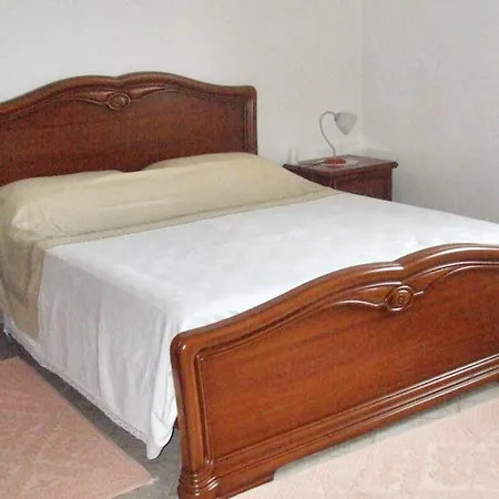 Charming In - 90 M² With Fireplace